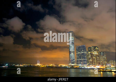 China, Hong Kong, West Kowloon, ICC (International Commerce Centre) Gebäude Stockfoto