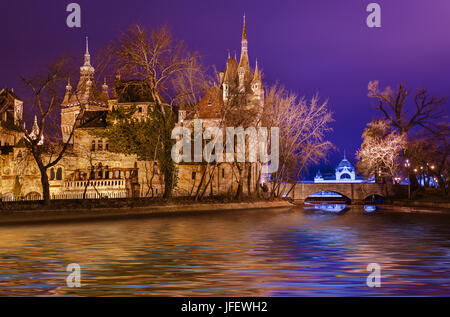 Die Burg von Vajdahunyad in Budapest, Ungarn Stockfoto