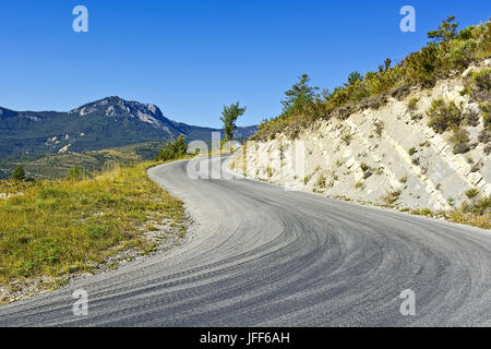 Straße in die Französischen Alpen Stockfoto