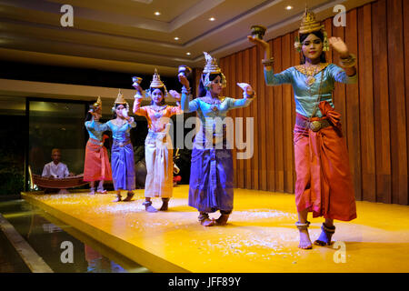 Traditionelle Apsara Tänzer in Kambodscha, Asien Stockfoto