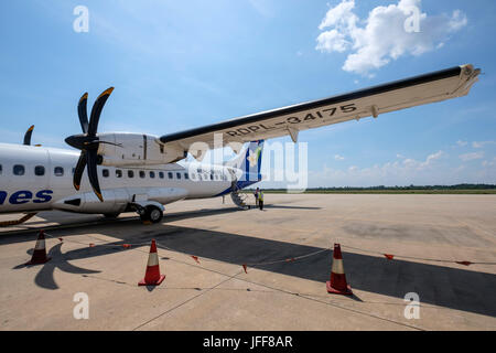 Lao Airlines propeller Flugzeug auf dem Airport tarmac Stockfoto