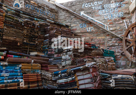 Acqua Alta Bookshop, Venedig, Italien Stockfoto