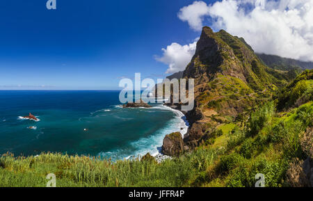 Küste in der Nähe von Boaventura - Madeira Portugal Stockfoto