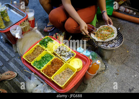 Vietnamesische Street Food stall Stockfoto