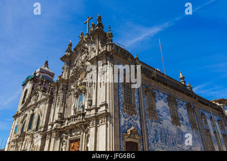 Kathedrale in der Altstadt von Porto - Portugal Stockfoto