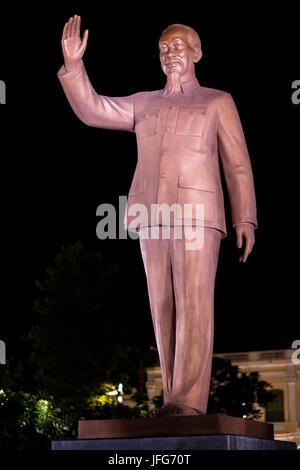 Bronzestatue der vietnamesischen kommunistischen Präsidenten Ho Chi Minh City, Ho Chi Minh City, Vietnam, Asien Stockfoto