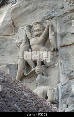 Gott Affen Hanuman Skulptur an der Tempelanlage Angkor Wat, Siem Reap, Kambodscha, Asien Stockfoto
