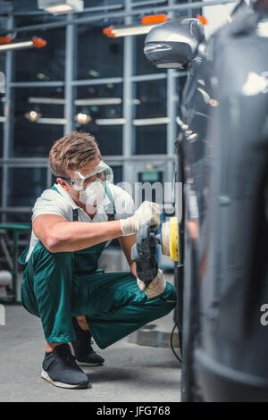 Mechaniker in Uniform Stockfoto