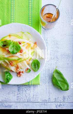 Fenchel-Apfel-Salat Stockfoto