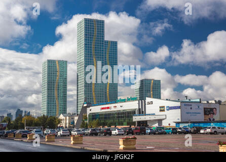 Kasachstan, Astana Stadt, Zentrum, Gran Alatau Türme, Stockfoto