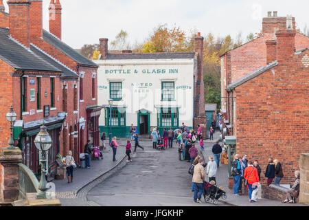 England, Birmingham, Dudley, das Black Country Living Museum, Straßenszene Stockfoto