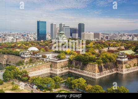 Stadt in Japan, Kansai, Osaka, Osaka castle Stockfoto