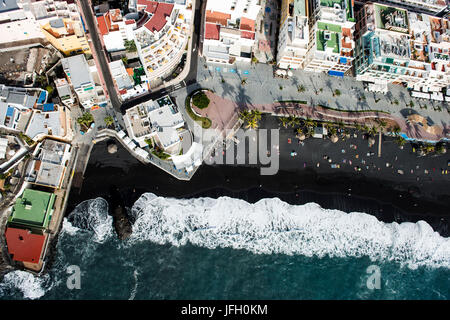 Puerto Naos mit Vulkan Strand und das Meer, La Palma, Luftbild, Kanarische Inseln, Spanien Stockfoto