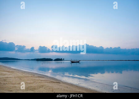 Sonnenaufgang am Strand, Chaweng Beach, Insel Ko Samui, Thailand, Asien Stockfoto