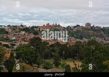 Blick auf den Rova-Palast und alle von Antananarivo, Madagaskar Stockfoto