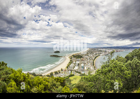 Bucht von viel Blick vom Mount Maunganui Stockfoto