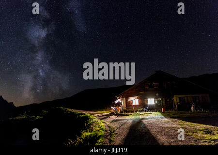 Idylle auf der Alp Lüsch im Kanton Graubünden Stockfoto