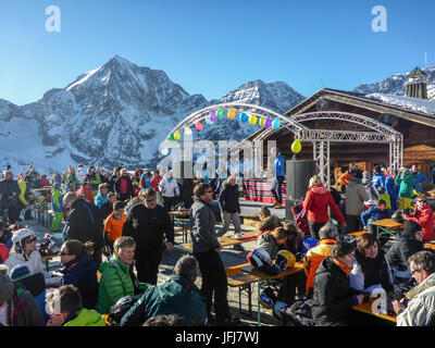 Italien, Südtirol, Trentino, Südtirol, Vinschgau, Sulden in den Ortler / Sulden, Skigebiet Sulden Madritsch Hütte Stockfoto