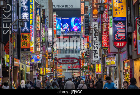 Japan, Tokyo City Shinjuku Bezirk, Vergnügungsviertel Kabukicho Stockfoto