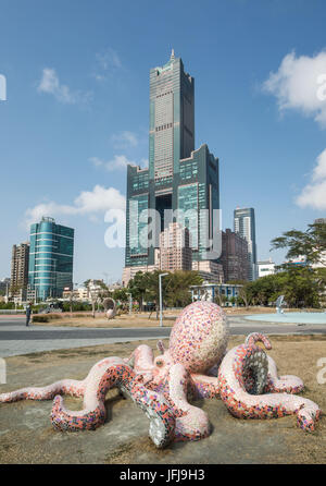 Kaohsiung City, Taiwan Tuntex Sky Tower, Stockfoto