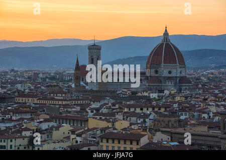 Florenz - Toskana, Italien Kathedrale Santa Maria del Fiore bei Sonnenuntergang Stockfoto