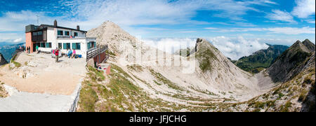 Europa, Italien, Veneto, Panorama Blick vom Fraccaroli Zuflucht auf dem Gipfel des Mount Carega Stockfoto