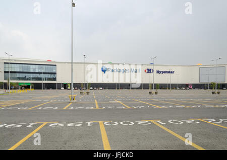 Außenseite der Pakete Shopping-Mall, Lahore, Pakistan Stockfoto