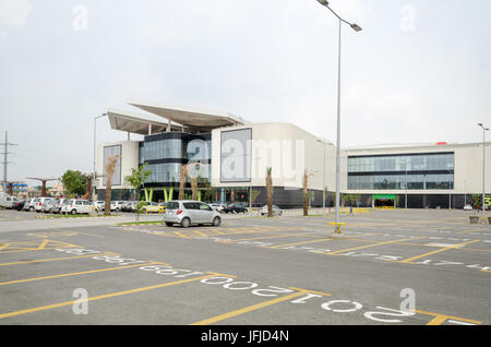 Außenseite der Pakete Shopping-Mall, Lahore, Pakistan Stockfoto