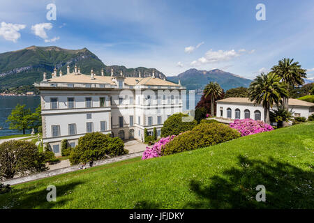 Blick von den oberen Gärten der Villa Melzi d ' Eril in Bellagio, Comer See, Lombardei, Italien, Stockfoto