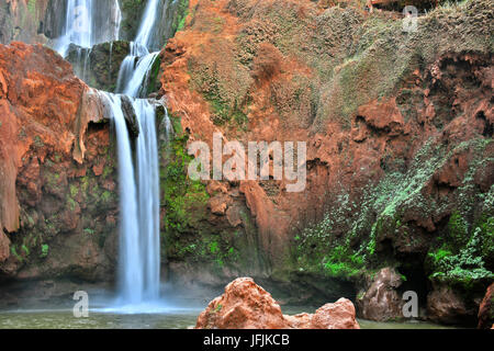 Ouzoud Wasserfälle in der Nähe der Grand Atlas Dorf Tanaghmeilt Stockfoto