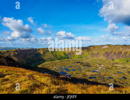 Krater des Rano Kau Vulkan, Osterinsel, Chile Stockfoto