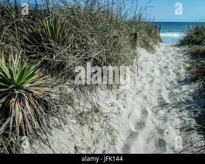 Einen malerischen Blick auf Oak Island Beach North Carolina Stockfoto