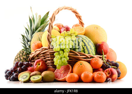 Komposition mit verschiedenen Früchten. Ausgewogene Ernährung Stockfoto