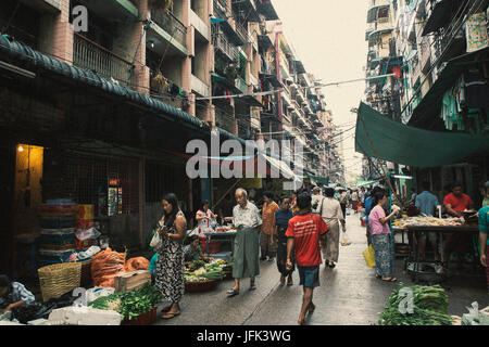 China-Stadt-Gebäude und Markt in Yangon / Rangun Stadt Myanmar / Birma Stockfoto