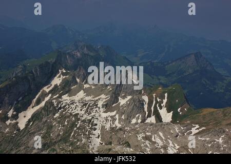 Sommertag am Mount Santis. Berggipfel in der Schweiz. Stockfoto