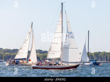 Kiel/Deutschland - vom 20. Juni 2017: ein Segelschiff Laufwerke in Wasser auf öffentliche Veranstaltung Kieler Woche. Stockfoto