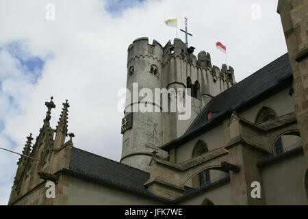 2014.06.21.114524 Stiftskirche Münstermaifeld Stockfoto