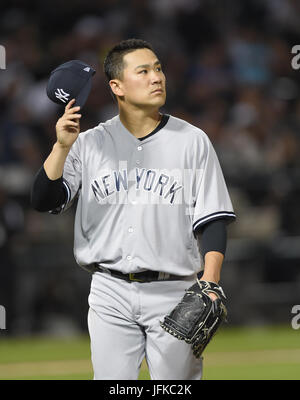 Chicago, Illinois, USA. 28. Juni 2017. Masahiro Tanaka (Yankees) MLB: New York Yankees Krug Masahiro Tanaka während des Major League Baseball Spiels gegen die Chicago White Sox in garantiert Rate Field in Chicago, Illinois, Vereinigte Staaten von Amerika ab. Bildnachweis: AFLO/Alamy Live-Nachrichten Stockfoto