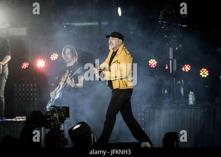 Modena, Italien 1. Juli 2017 Vasco Rossi live bei Vasco Modena Park im Park von Enzo Ferrari in Modena © Roberto Finizio / Alamy Live News Stockfoto