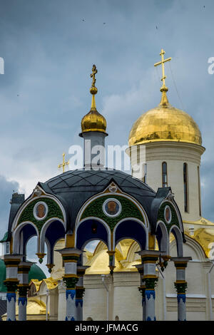 Heilige Dreifaltigkeit Saint Sergius Lavra, Sergiyev Posad, Gebiet Moskau, Russland, Eurasien, Segen des Wasser-Baldachin-Kapelle, Stockfoto