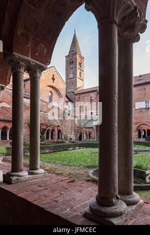 Staffarda, Provinz Cuneo, Piemont, Italien, Europa, Staffarda Abtei Stockfoto