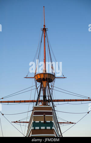 USA, Massachusetts, Plymouth, Nachbildung der Mayflower, Schiff, die ersten europäischen Siedler aus England nach Massachusetts 1620 gebracht Stockfoto