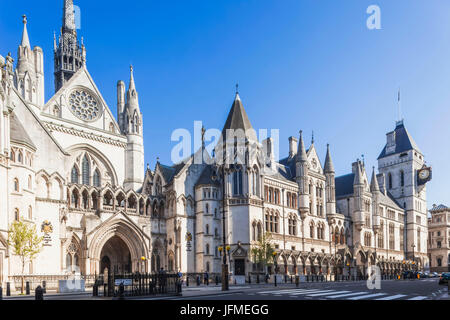 England, London, Tempel, die Königliche Gerichtshöfe Stockfoto