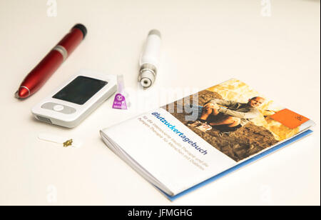 Diabetes, medizinische Ausrüstung, linken Blutzuckermessgerät, Teststreifen, Stechhilfe, Gerät, Insulin-Pen, Blut-Glukose-Tester, Stockfoto