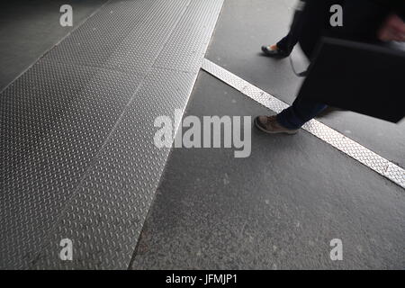 Frühlingsimpressionen vom Flughafen Berlin Tegel vom 13. April 2017, Deutschland Stockfoto