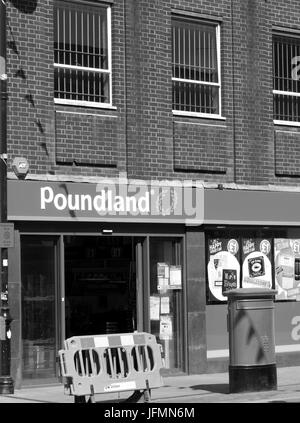 Poundland Shop, Firmengründung im Jahr 1990 durch Dave Todd und Stephen Smith Stockfoto