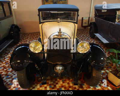 1924 Avions Voisin C4 Vierzylinder ohne Ventil 8CV Wagenkastens, 4 Sitzplätze, im Musée Automobile de Vendée Pic-1 Stockfoto