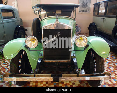 1925 Donnet-Zedel-C16, 4 Zyl, 11CV Tourer im Musée Automobile de Vendée Pic-6 Stockfoto