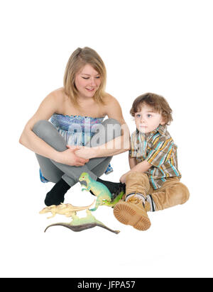 Mutter spielt mit ihrem kleinen Jungen. Stockfoto