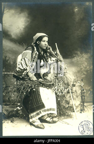Adler - Costum beliebte Românesc Din Tulgheş-4 Stockfoto